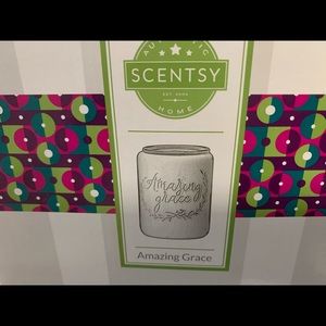 AMAZING GRACE Scentsy Wax Warmer 25 Watt Bulb NIB, This warmer Speaks for itself